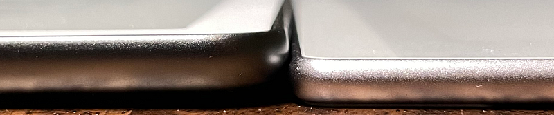 Kindle Scribe (left) vs Boox Go 10.3 (right)